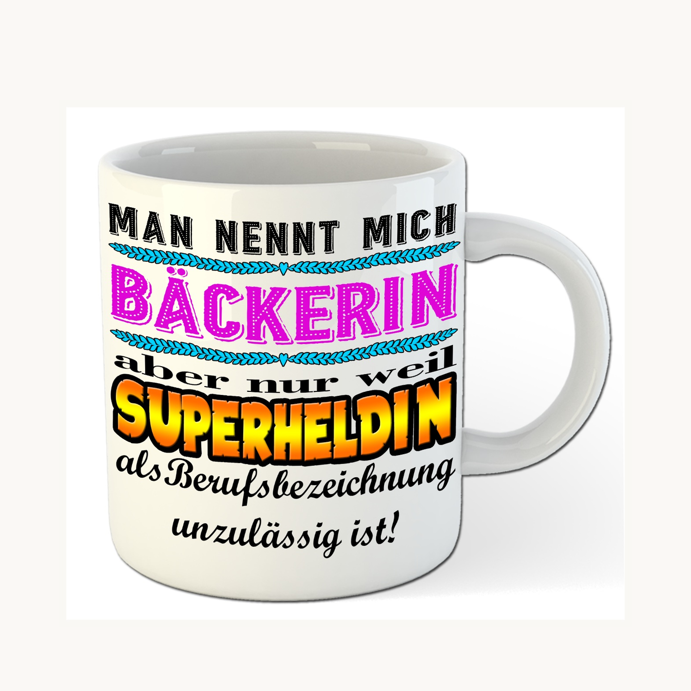 Bäckerin-Tasse – Superheldin im Berufsalltag – einheitliches Produktfoto Bäckerin-Tasse – Superheldin im Berufsalltag – einheitliches Produktfoto